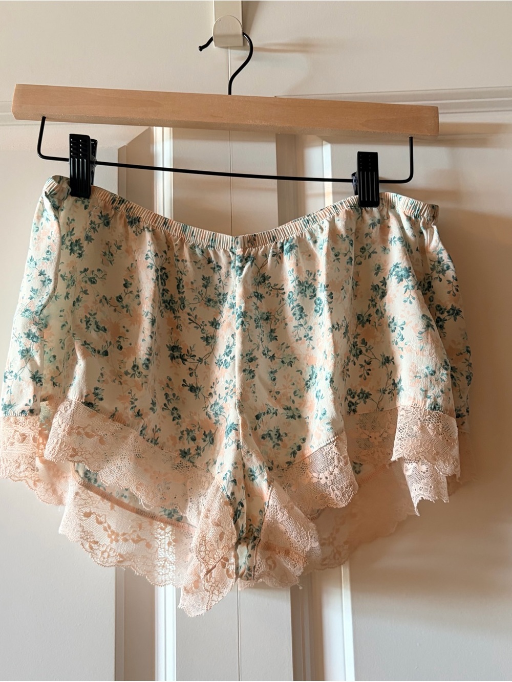 Rebecca Taylor x Eberjey silk & lace floral print sleep shorts M